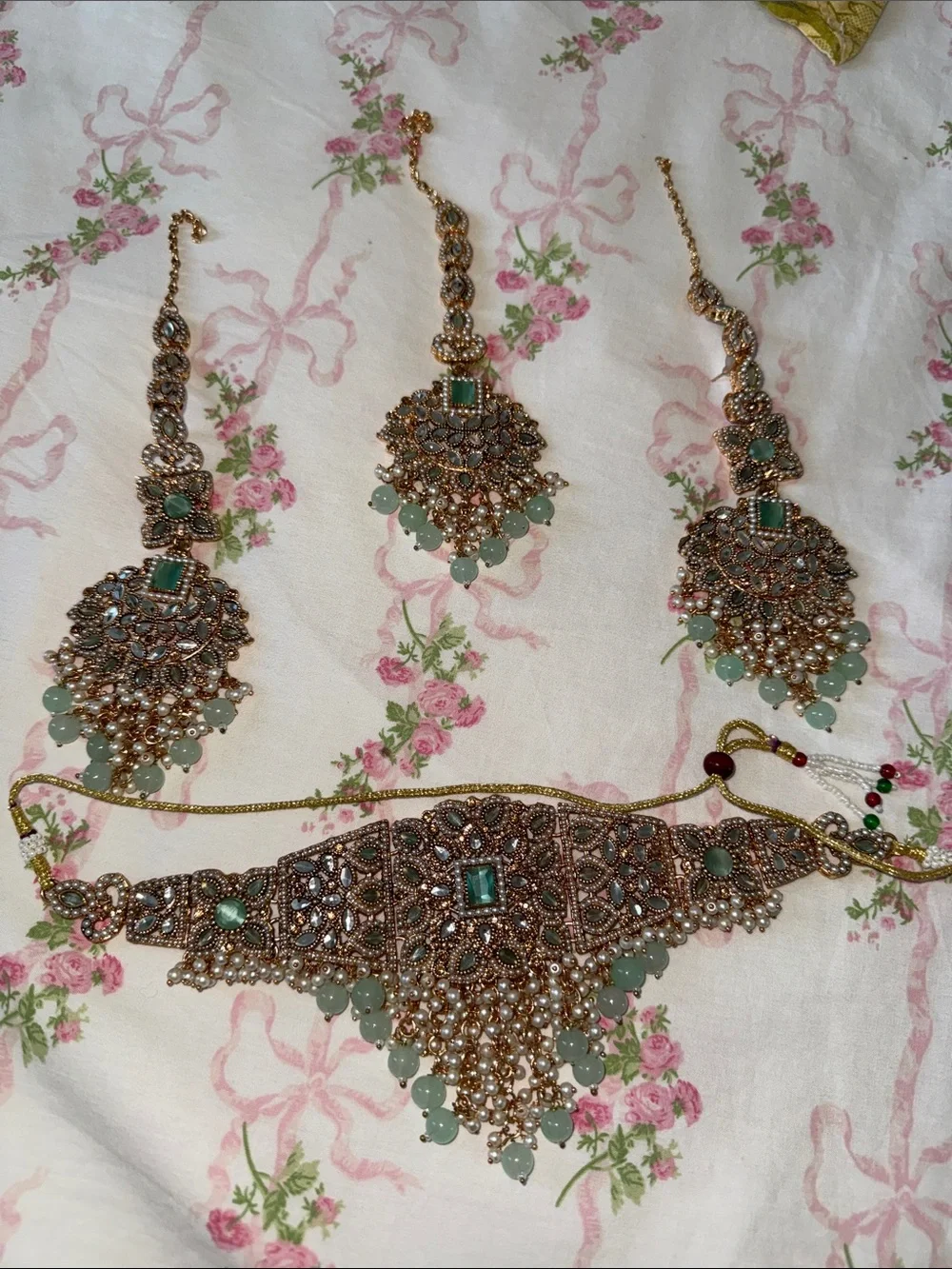 N/A stunning kundan